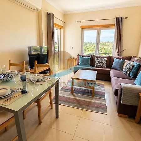 Eira Prestige By Sunny Deluxe Apartament *